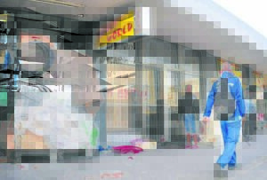 Vyf haweloses in Drakenstein met hul familie herenig