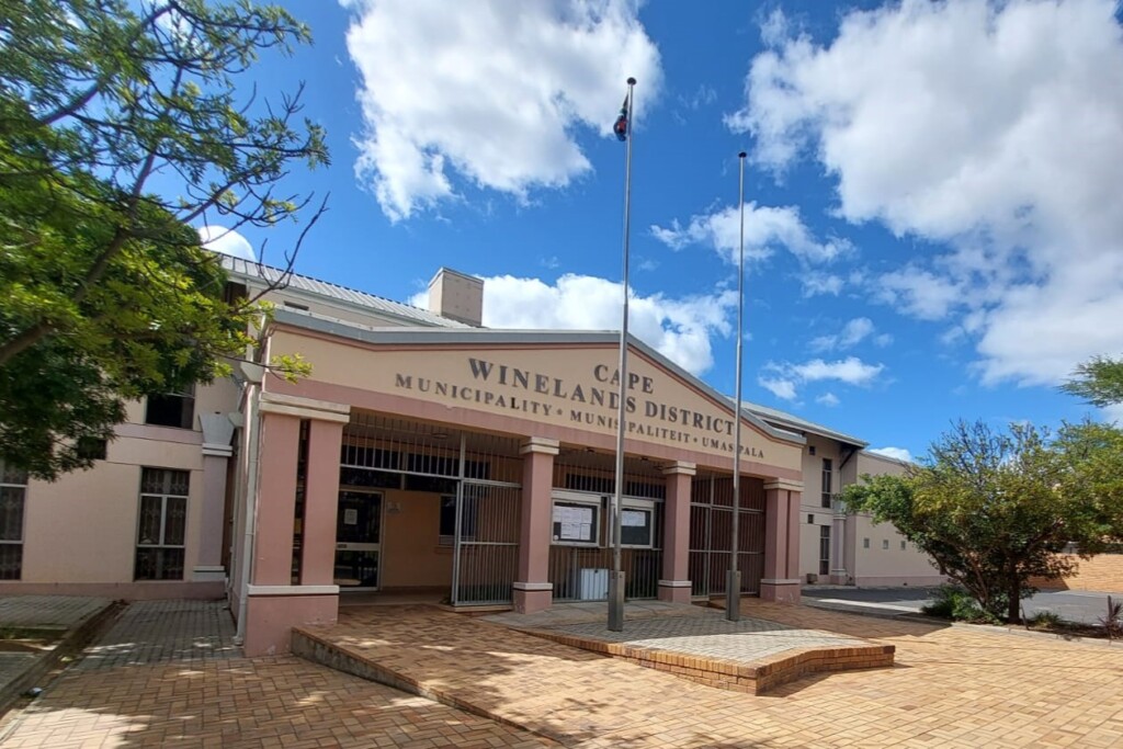 Die Kaapse Wynland-distriksmunisipaliteit (KWDM) se kantoor in Worcester. Foto: Ronel van Jaarsveld