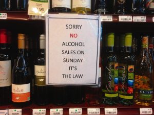 Alkohol-mosie: ‘Godsdiens behoort nie ’n rol te speel’