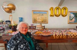 Oumagrootjie van die Paarl word 100