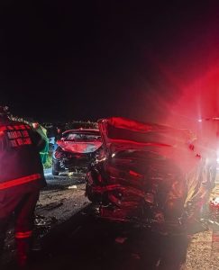 Vier beseer in ernstige botsing op N1