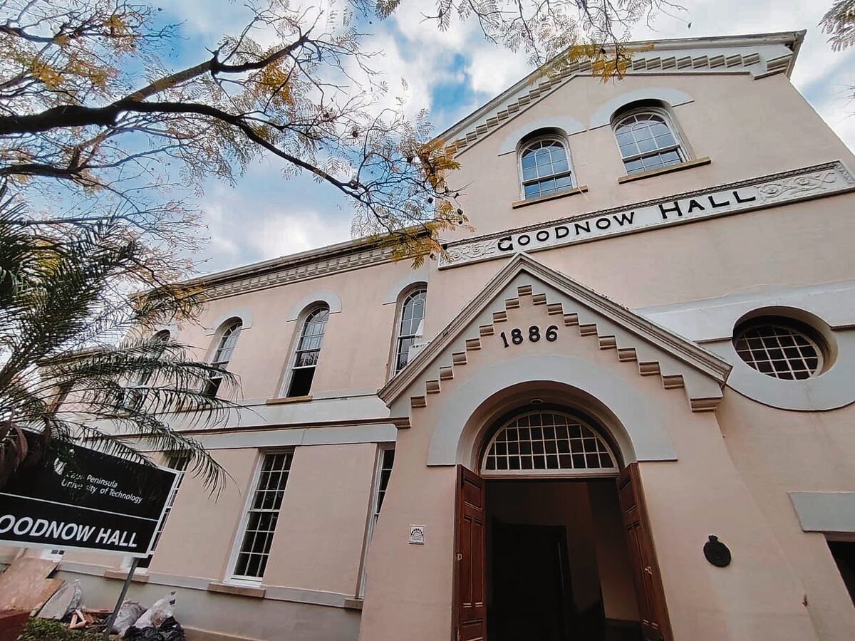 Goodnow-saal heropen met O Fire of the Spirit