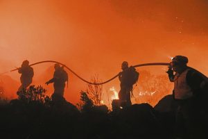 Onwettige rituele verhoog brandgevaar in Du Toitskloof