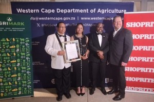 Boschendal se Shannon Robertson is die provinsie se Landbouwerker van die jaar