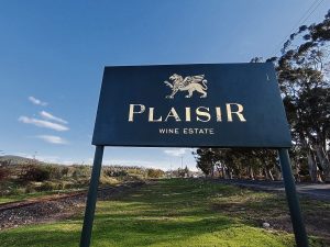 Hofstryd oor beweerde onregmatige uitsettings op Plaisir de Merle