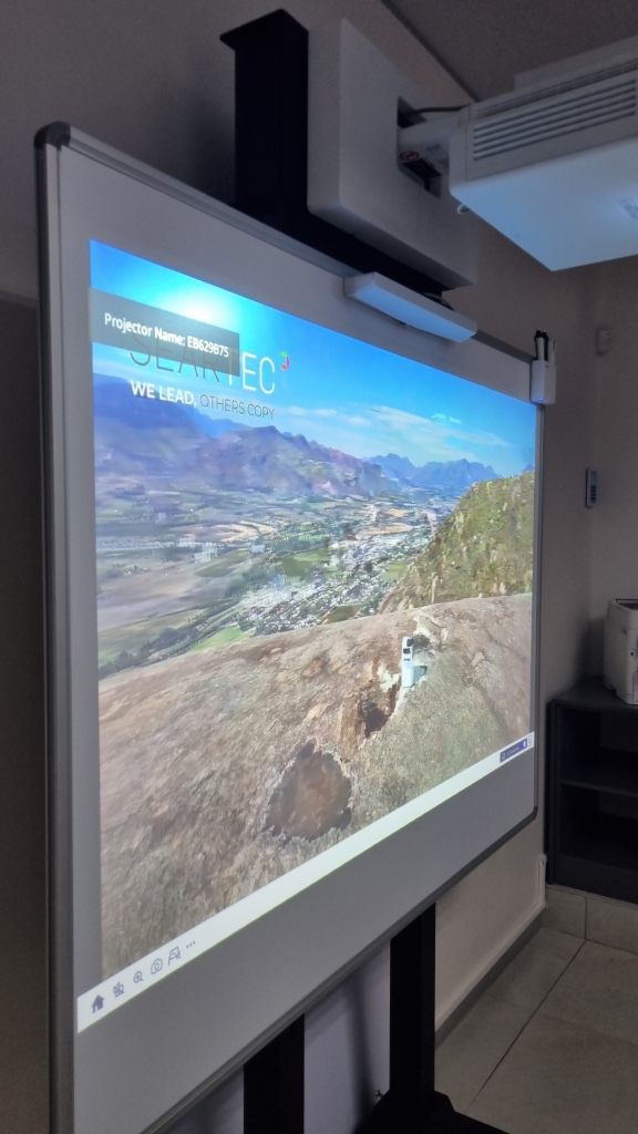 Interactive projector display.