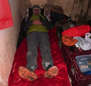 Paarl-stapper (70) skuil met groep in vervalle plaashuis