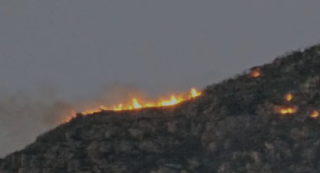 fire Kogmanskloof outside Montagu