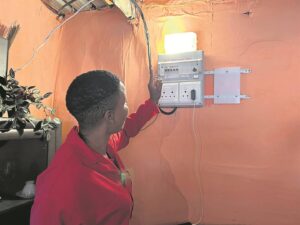 Early Christmas for 120 Motherwell residents