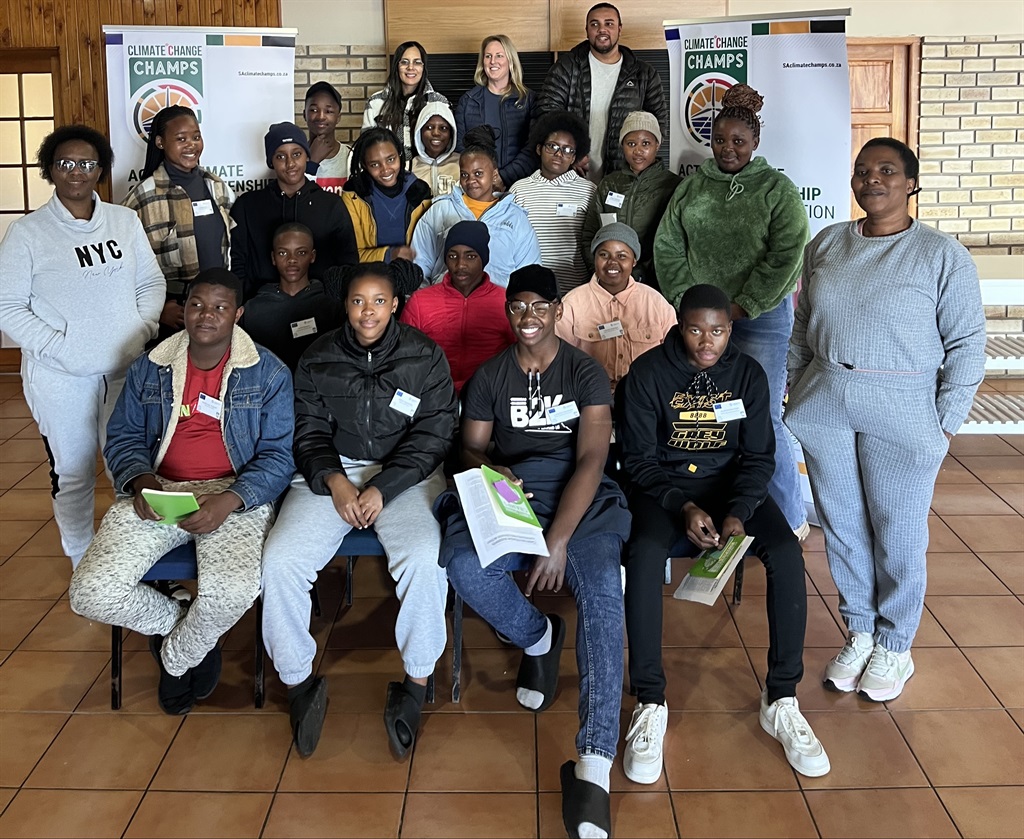 Learners from Lungiso, Walmer and James Jolobe High