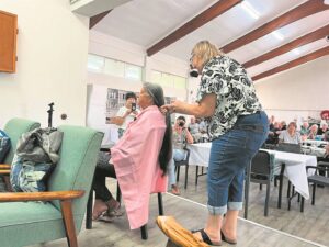 84-year-old cuts, donates hair to CANSA
