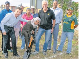 Isuzu supports IRONMAN 4 the Kids project in township