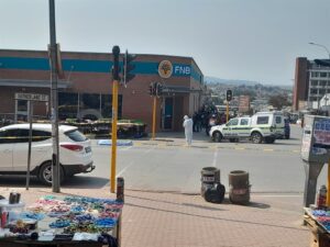 Verkeersbeampte deur motoris wat ‘onwettig parkeer’ doodgeskiet