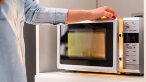 SPONSORED | Find the perfect microwave fit for your cooking needs