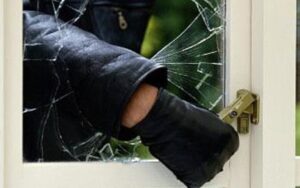 Police urge community to be vigilant, safe this festive season