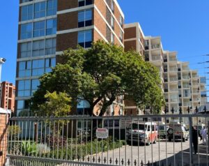 Gqeberha man allegedly hangs himself from 7th floor of apartment building in St George’s Park