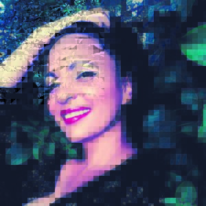 Nostalgic jazz shows this December with Esther Miller