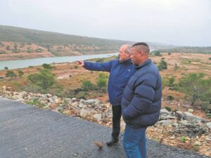 Water ‘safe to consume, but boil or filter if you have health concerns’