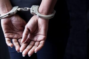 Three suspects arrested for business robbery in Central