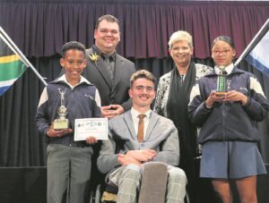 Laerskool Altona se sport- en kultuursterre in die kollig