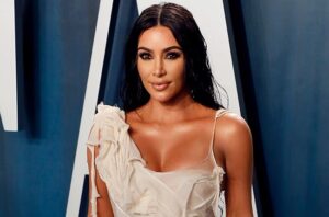 CELEBS: Kim Kardashian West to freeze Facebook, Instagram accounts
