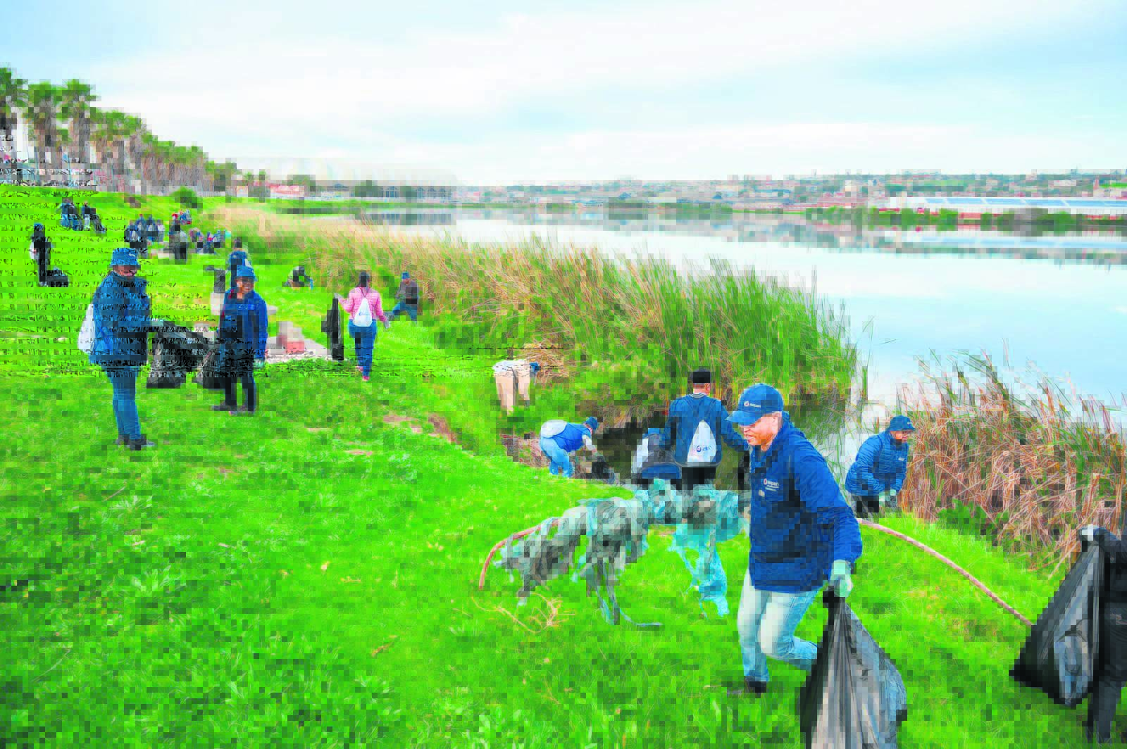 Community cleans up North End, Perseverance