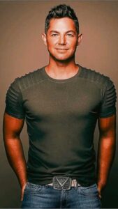 Jay maak Baaise draai