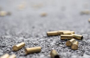 Gqeberha police officer injured, alleged armed robbery suspect shot dead