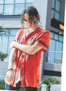 Singer encourages others to remain authentic