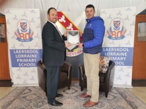 Lorraine Primary School wins readers’ first prize