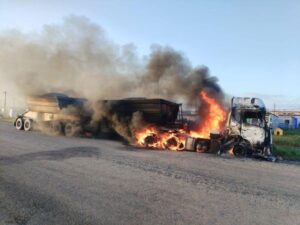 Service delivery protests block Addo Road, Kariega routes