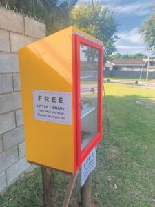 ‘Little Library’ in Lorraine creates excitement among community