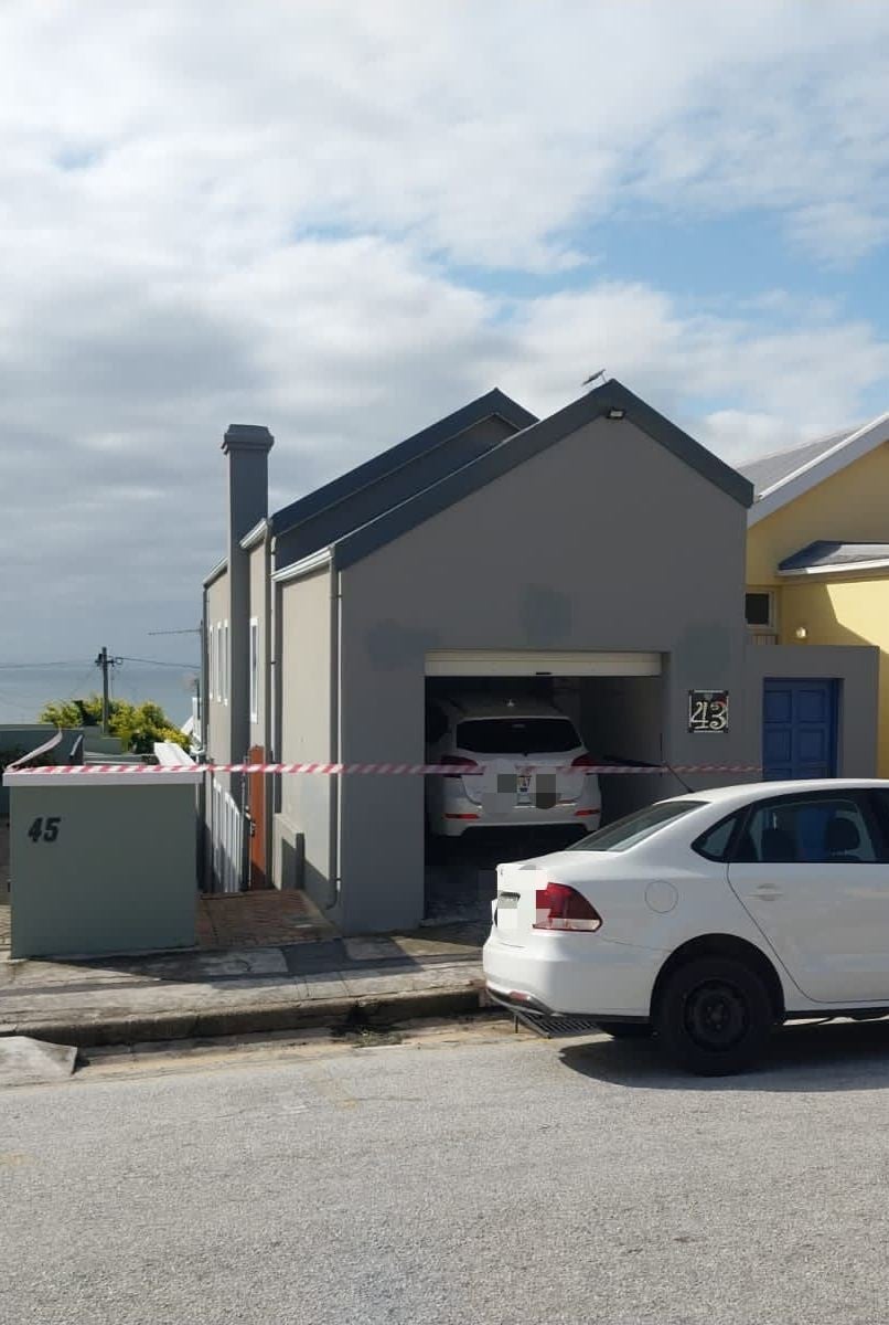 Police Forensic Investigators were still on the sc