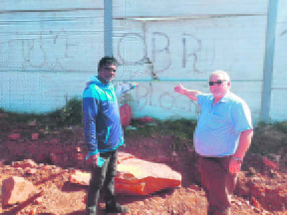 Municipal communication tower allegedly down for months