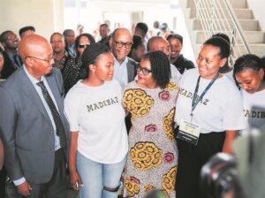 Minister engages NMU amid protests, financial aid issues