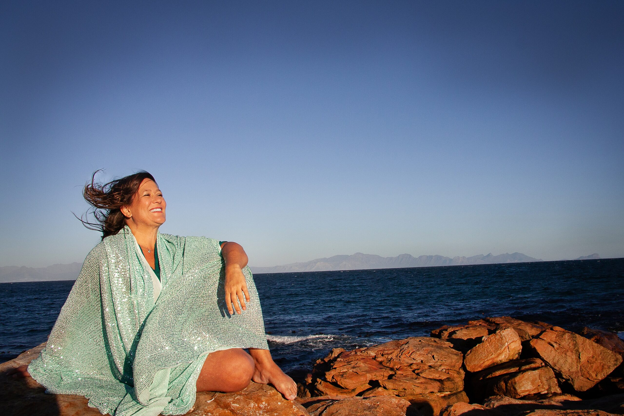 Singer Luna Paige continues thrilling tour through Dr Beyers Naudé