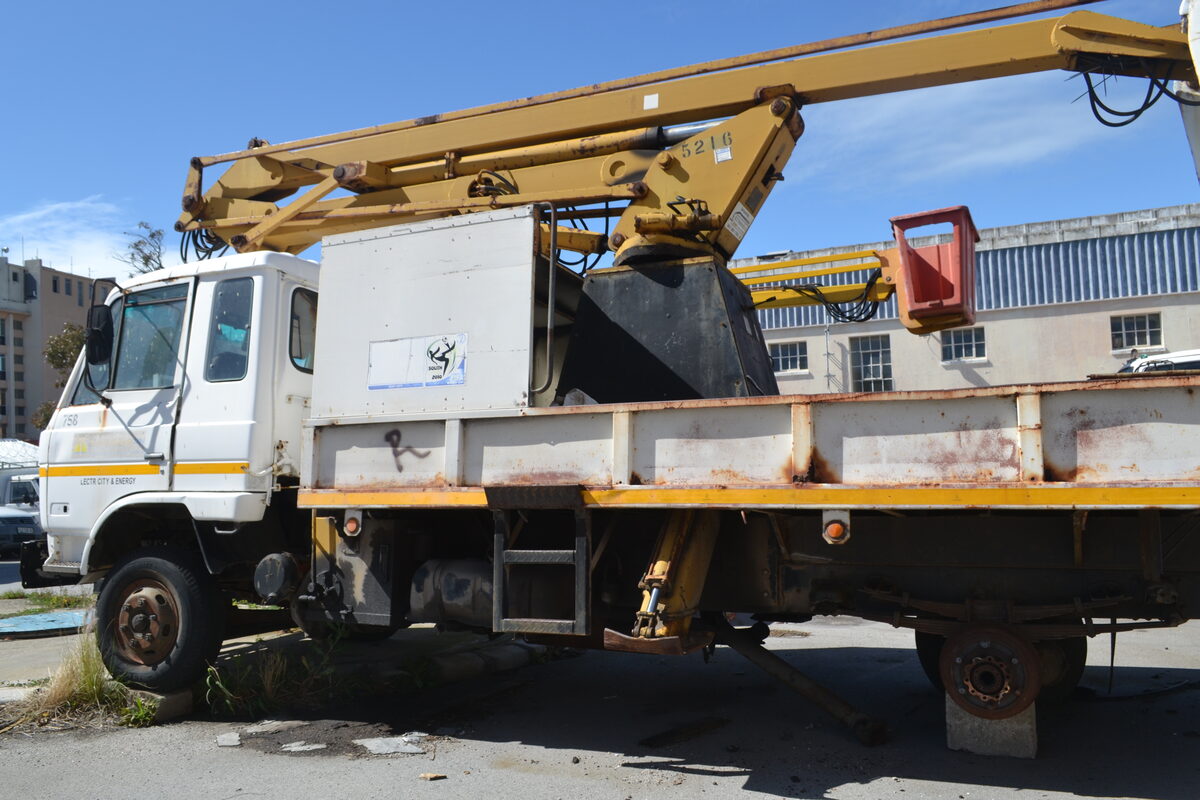 During a site visit to the Municipality's Diaz Street depot on Wednesday 17 September, the dire state of the metro's maintenance fleet emerged.