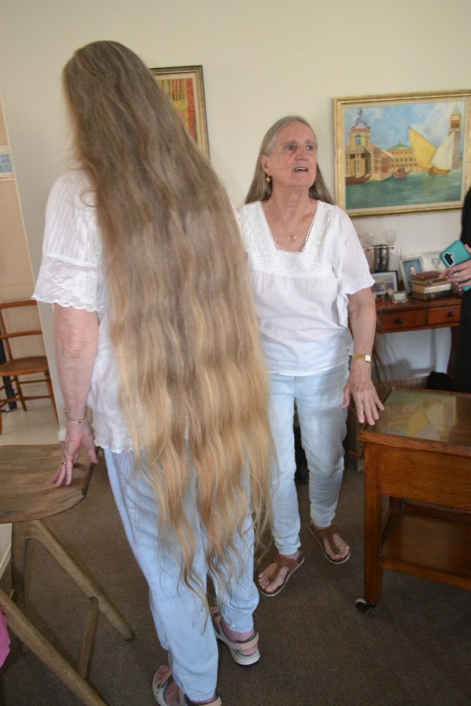 Polly Van Nieker (74) and Jennifer Strong (77) chopped their hair for a good cause on Thursday 23 October.