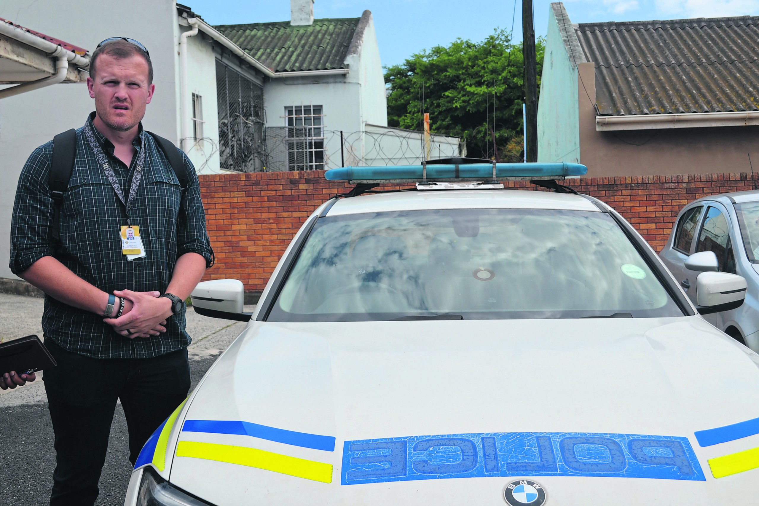 DA Member of Parliament and Portfolio Committee Chairperson on Police Ian Cameron conducted an oversight visit at the Flying Squad.