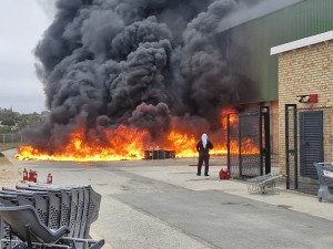 Fire behind Moffett Retail Park swiftly extinguished