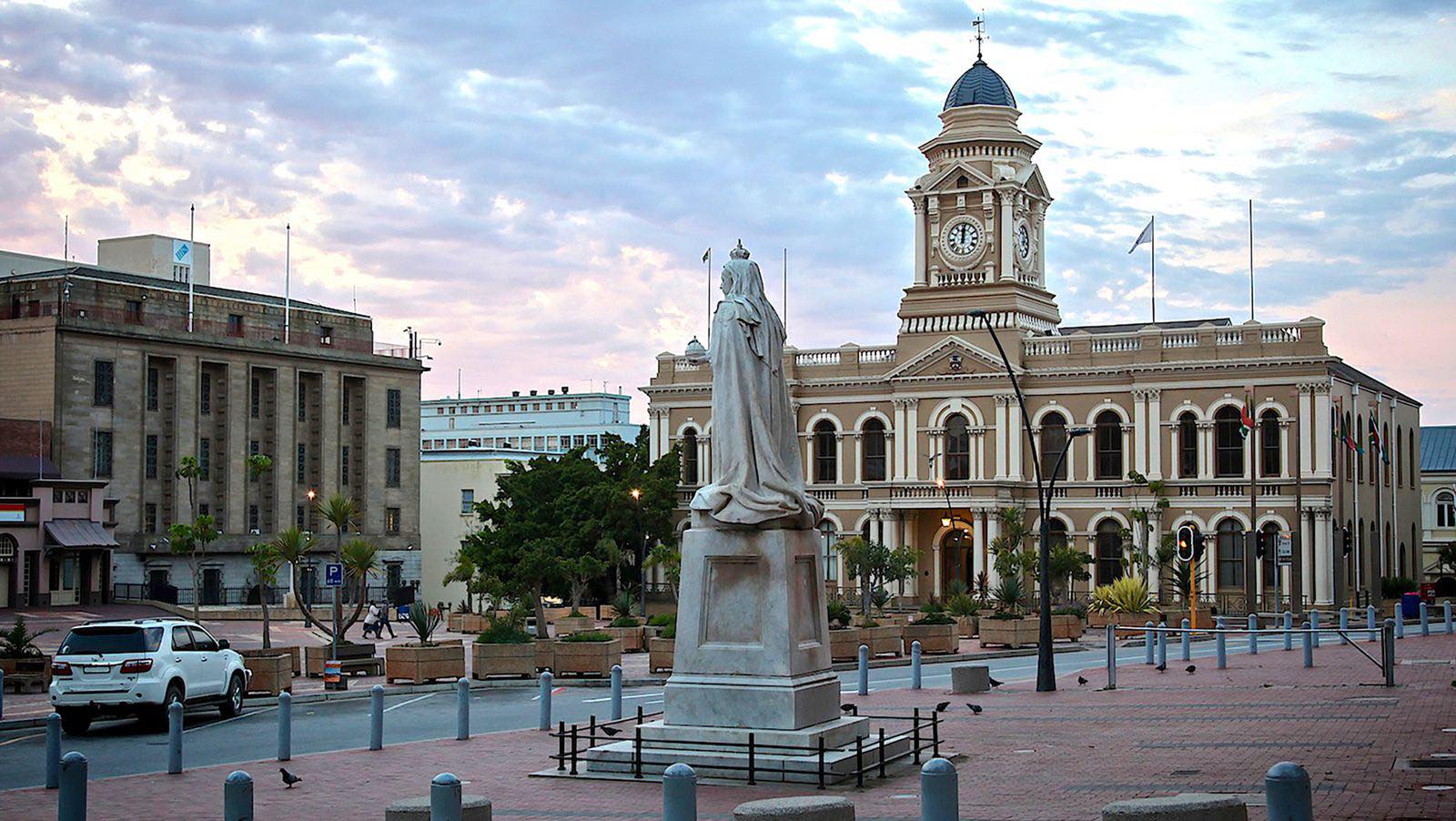 NMBM City manager, Noxolo Nqwazi paid millions while on suspension.