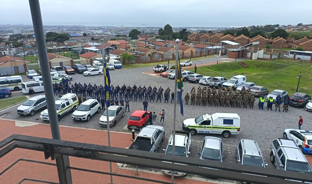 Multi-agency Operation Prosper in Gqeberha successfully resulted in 21 arrests and recovery of over R856,700 in stolen goods and contraband.