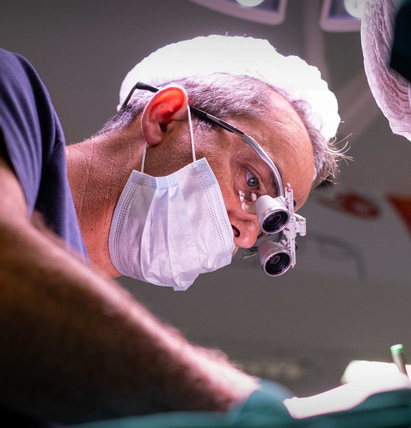 Dr Chris van der Walt