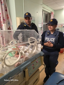 Abandoned baby found in bushes as mother arrested for attempted murder