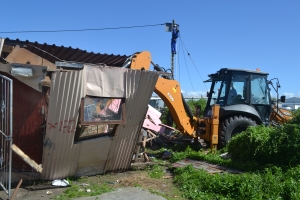 Anger as Airport Valley residents are relocated for housing project