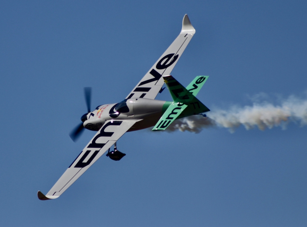 Pilot Patrick won the 2026 AIR RACE X season finale and retained the championship.