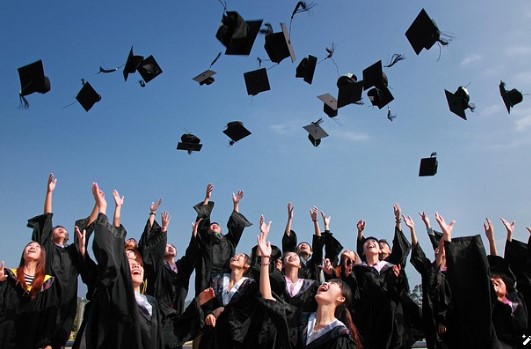 UNISA graduates despair about no graduation ceremony.