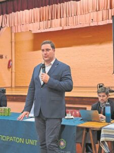 Cape Town Mayor addresses homelessness issue in Landsdowne