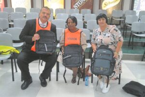 Kewtown Primary School receives 100 school bags