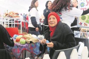 More than 6 000 volunteers show spirit of Ubuntu during Ladles of Love Mandela Day event